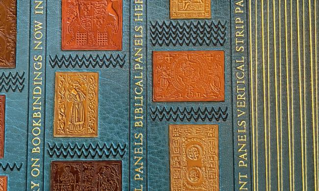 J. Basil Oldham, English Blind Stamped Bindings, Cambridge, 1952 Bound by Roger Powell, Peter Waters with blocks designed by Sheila Waters Collection of Edward Bayntun-Coward (detail).